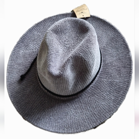 Grey Hat With Black Tie. NWT. - Picture 2 of 4